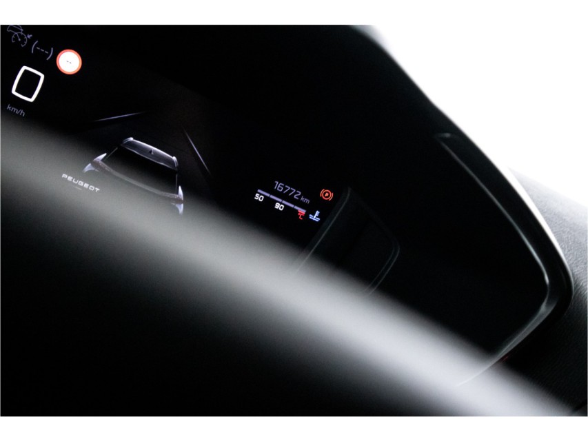 
								Peugeot 2008 1.2 PureTech 100 Allure vol									