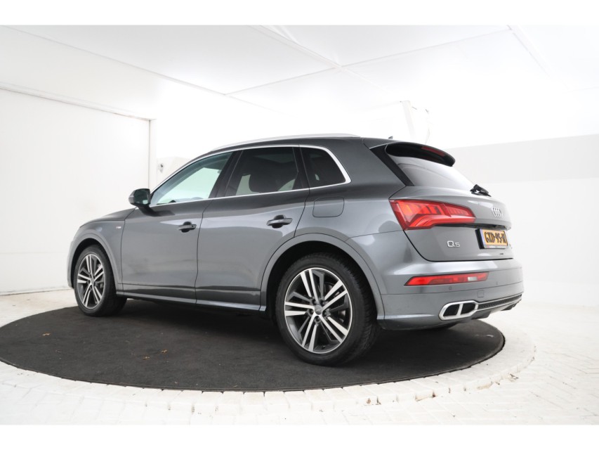 
Audi Q5 55 TFSI e quattro Competition vol									