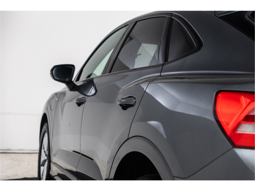 
Audi Q3 Sportback 45 TFSI e S Line vol									