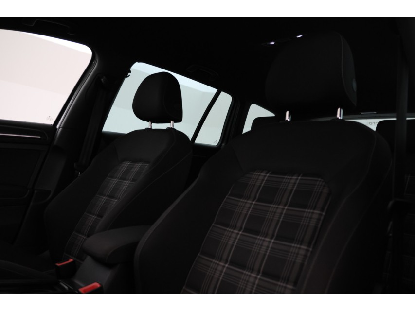 
Volkswagen Golf 2.0 TDI GTD vol									