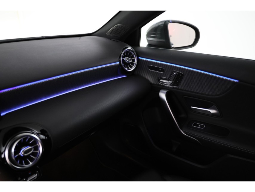 
								Mercedes-Benz A-Klasse 250 e Business Solution Luxury Limited vol									