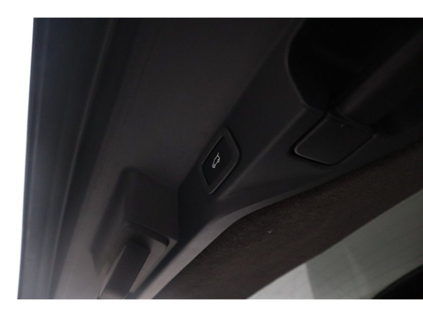 
Land Rover Range Rover Sport 2.0 P400e HSE vol									