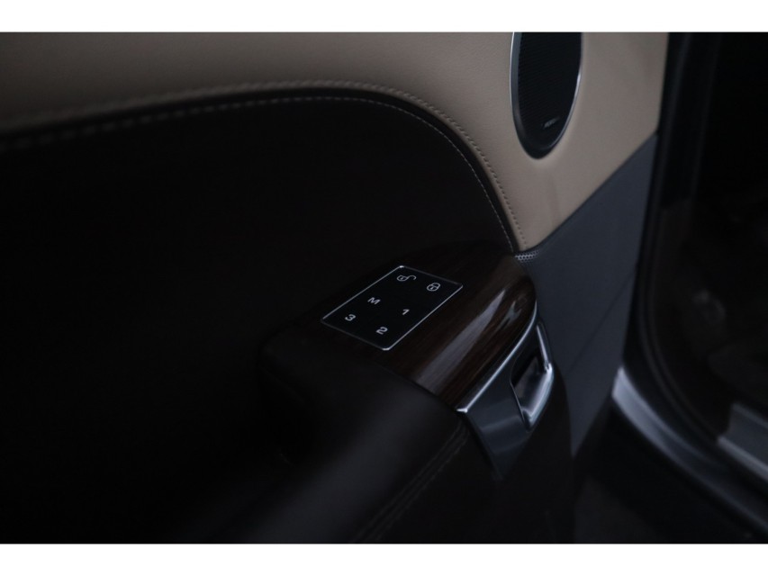 
Land Rover Range Rover Sport 2.0 P400e HSE vol									