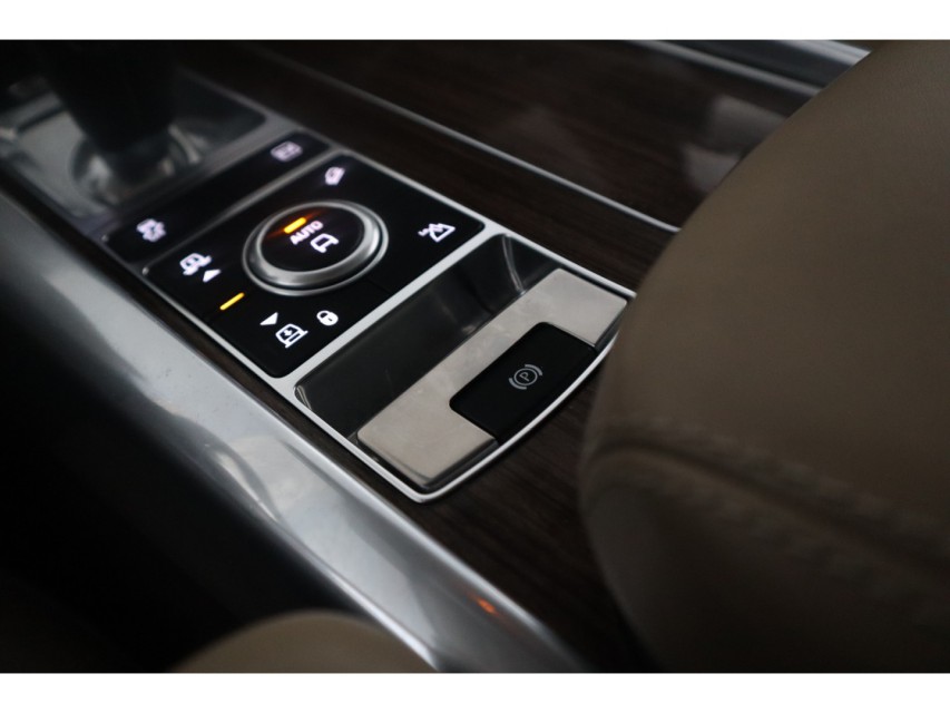 
Land Rover Range Rover Sport 2.0 P400e HSE vol									