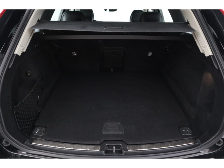 
Volvo XC60 2.0 Recharge T6 AWD Inscription Expression vol									