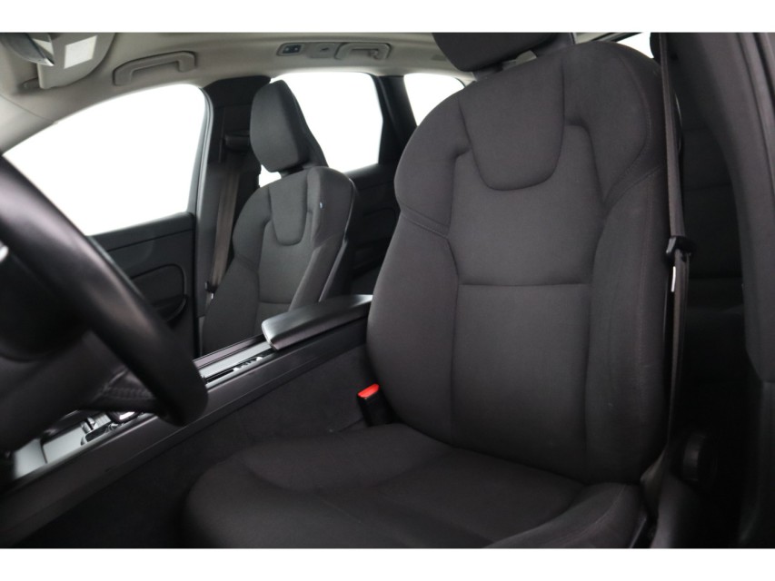 
Volvo XC60 2.0 Recharge T6 AWD Inscription Expression vol									