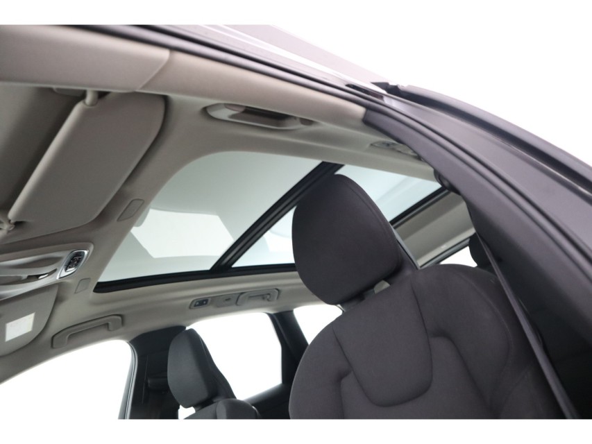 
Volvo XC60 2.0 Recharge T6 AWD Inscription Expression vol									