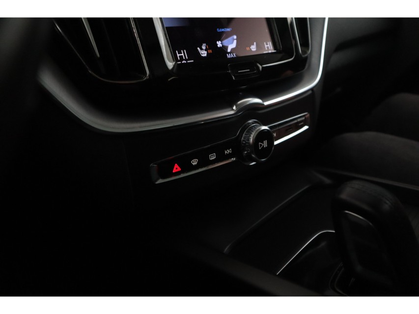 
Volvo XC60 2.0 Recharge T6 AWD Inscription Expression vol									