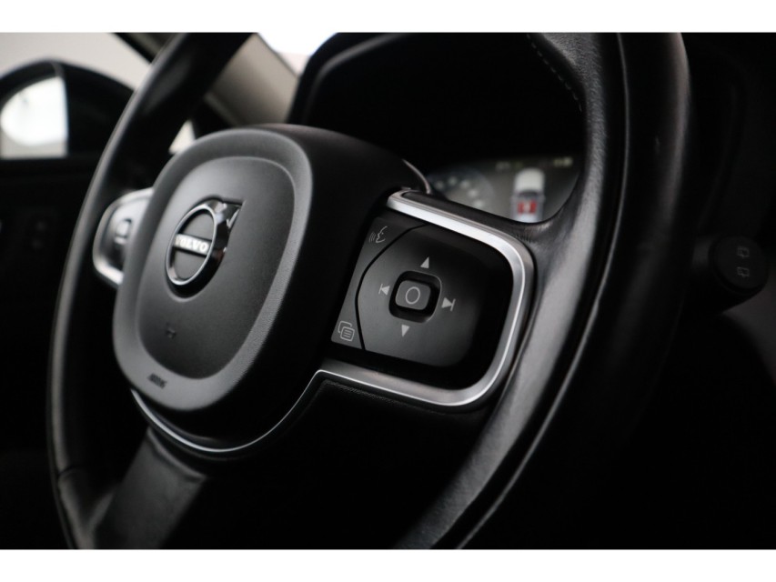 
Volvo XC60 2.0 Recharge T6 AWD Inscription Expression vol									