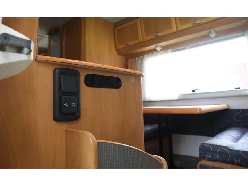 
Fiat  230 Hymer 6 persoons vol									