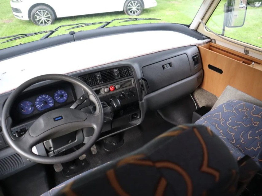 
Fiat  230 Hymer 6 persoons vol									