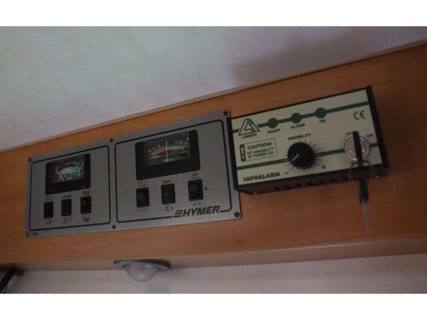 
Fiat  230 Hymer 6 persoons vol									