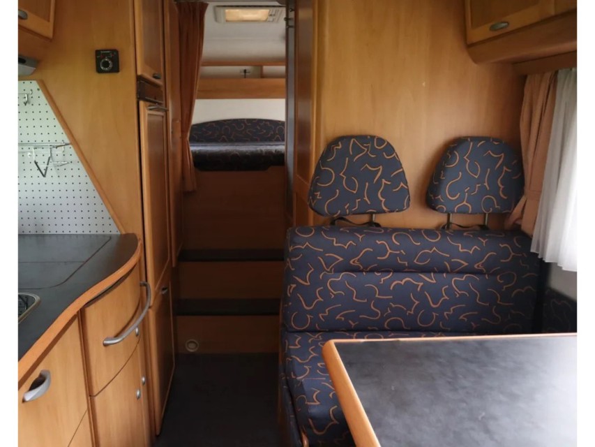 
Fiat  230 Hymer 6 persoons vol									