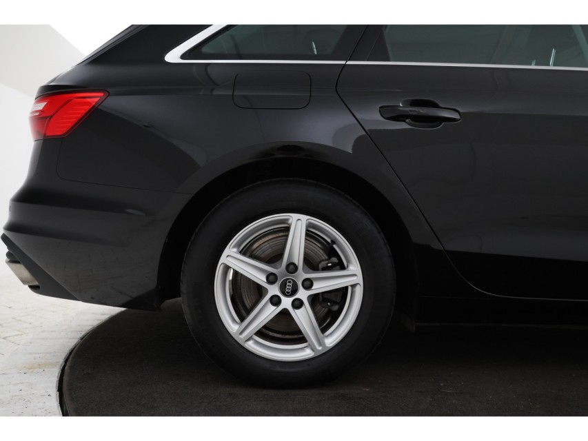 
Audi A4 Avant 35 TDI Pro Line vol									