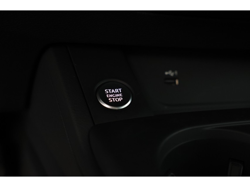 
Audi A4 Avant 35 TDI Pro Line vol									