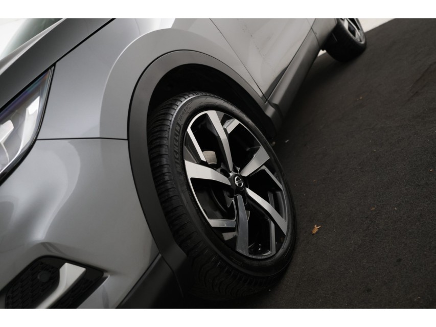 
Nissan QASHQAI 1.2 N-Vision vol									