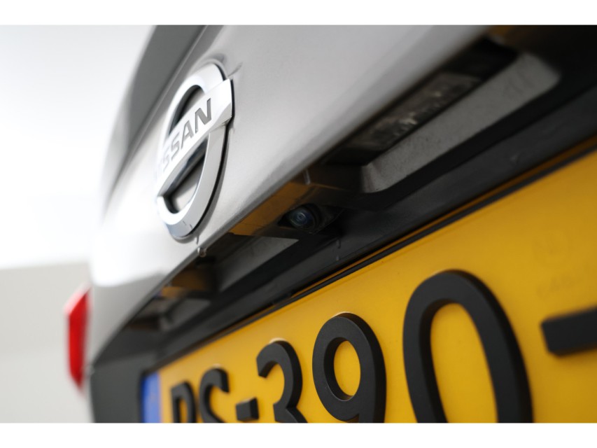 
Nissan QASHQAI 1.2 N-Vision vol									