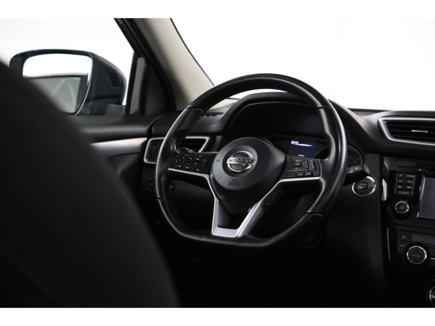 
Nissan QASHQAI 1.2 N-Vision vol									