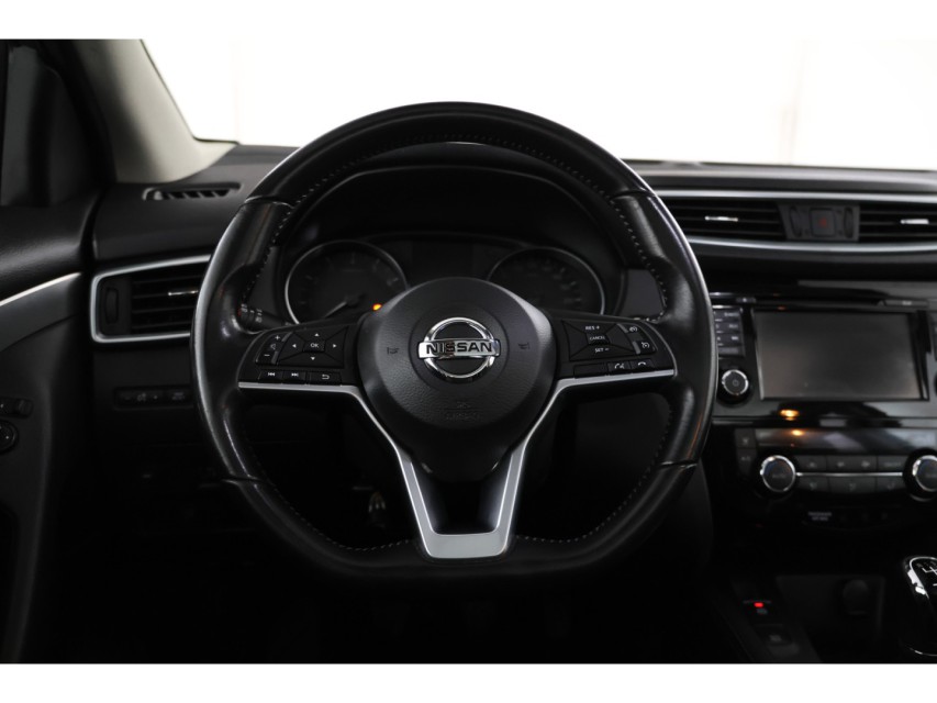 
Nissan QASHQAI 1.2 N-Vision vol									