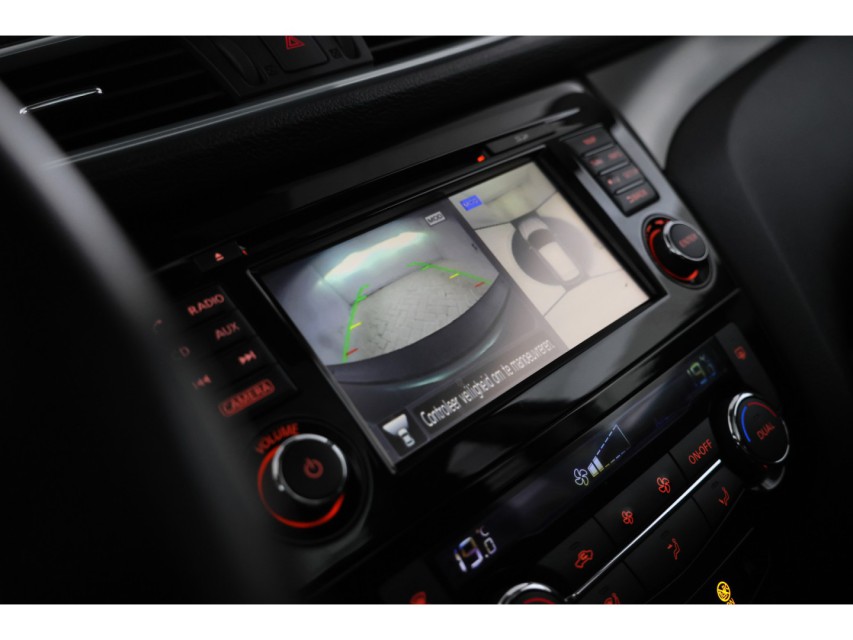 
Nissan QASHQAI 1.2 N-Vision vol									