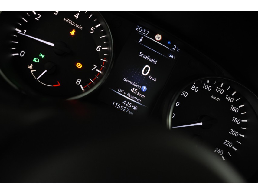 
Nissan QASHQAI 1.2 N-Vision vol									