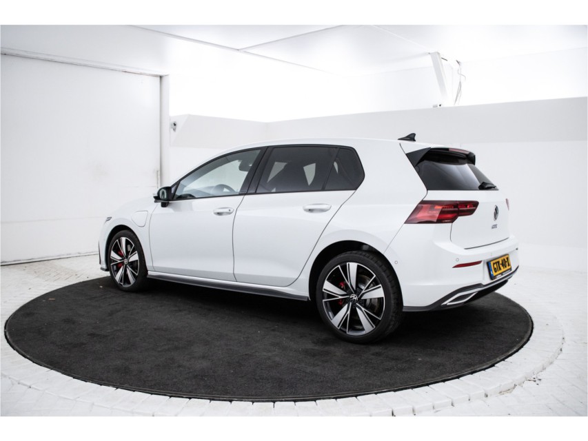 
								Volkswagen Golf 1.4 eHybrid GTE vol									
