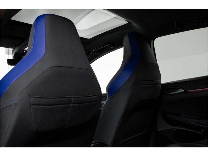 
								Volkswagen Golf 1.4 eHybrid GTE vol									