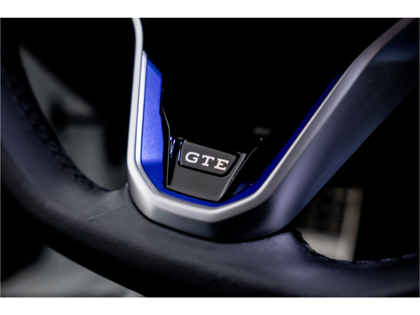 
								Volkswagen Golf 1.4 eHybrid GTE vol									