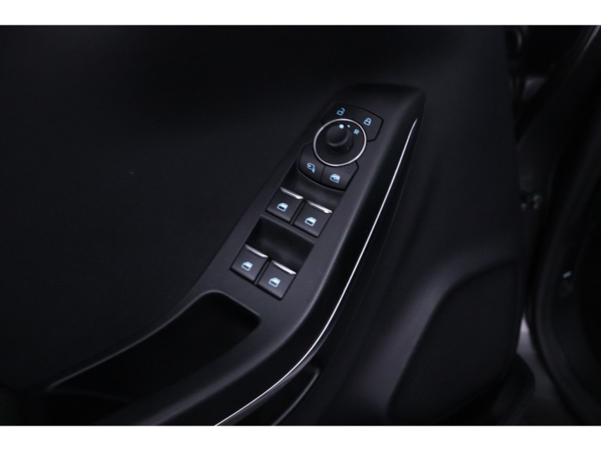 
Ford Puma 1.0 EcoBoost Hybrid Titanium vol									