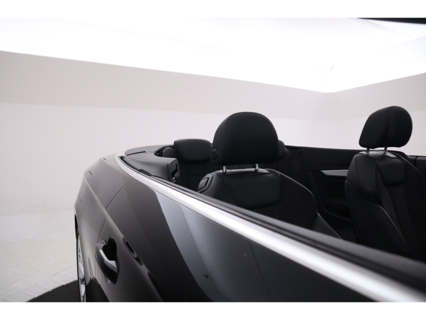 
Audi A5 Cabriolet 40 TFSI Pro Line – vol									