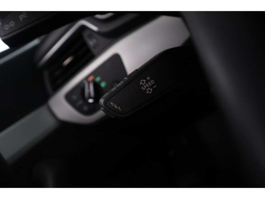 
Audi A5 Cabriolet 40 TFSI Pro Line – vol									