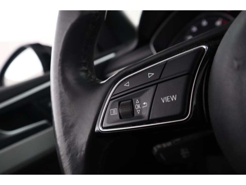 
Audi A5 Cabriolet 40 TFSI Pro Line – vol									