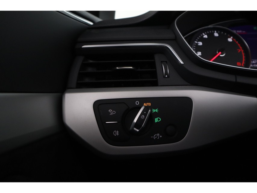 
Audi A5 Cabriolet 40 TFSI Pro Line – vol									