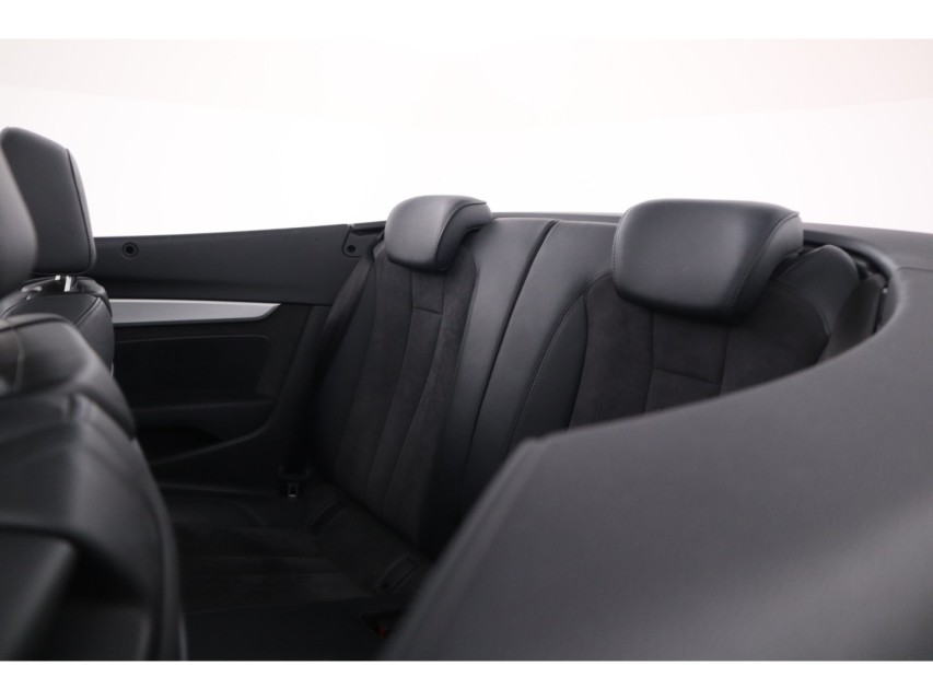 
Audi A5 Cabriolet 40 TFSI Pro Line – vol									