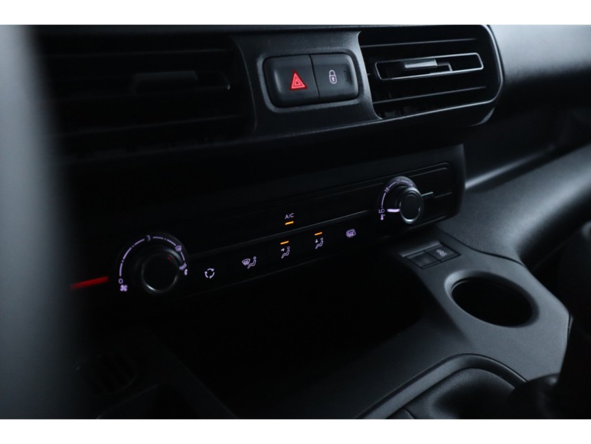 
								Peugeot Partner 1.5 BlueHDI Pro Long vol									