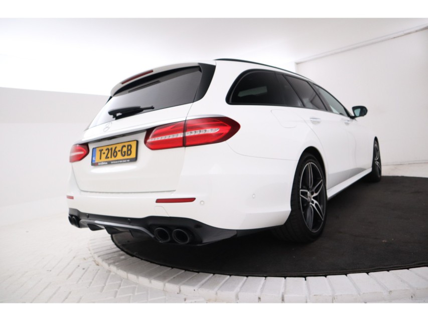 
Mercedes-Benz E-Klasse Estate 53 AMG 4MATIC Premium Plus vol									