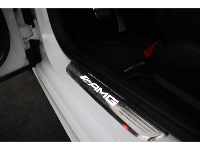 
Mercedes-Benz E-Klasse Estate 53 AMG 4MATIC Premium Plus vol									