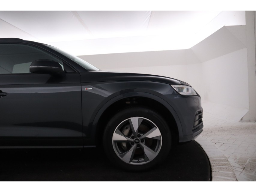 
Audi Q5 50 TFSI e quattro S edition vol									