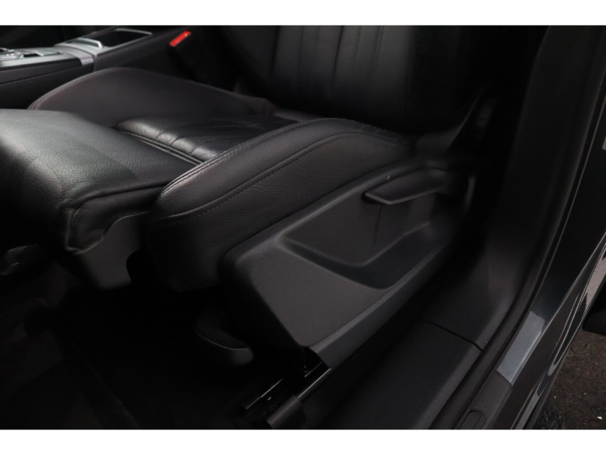 
Audi Q5 50 TFSI e quattro S edition vol									