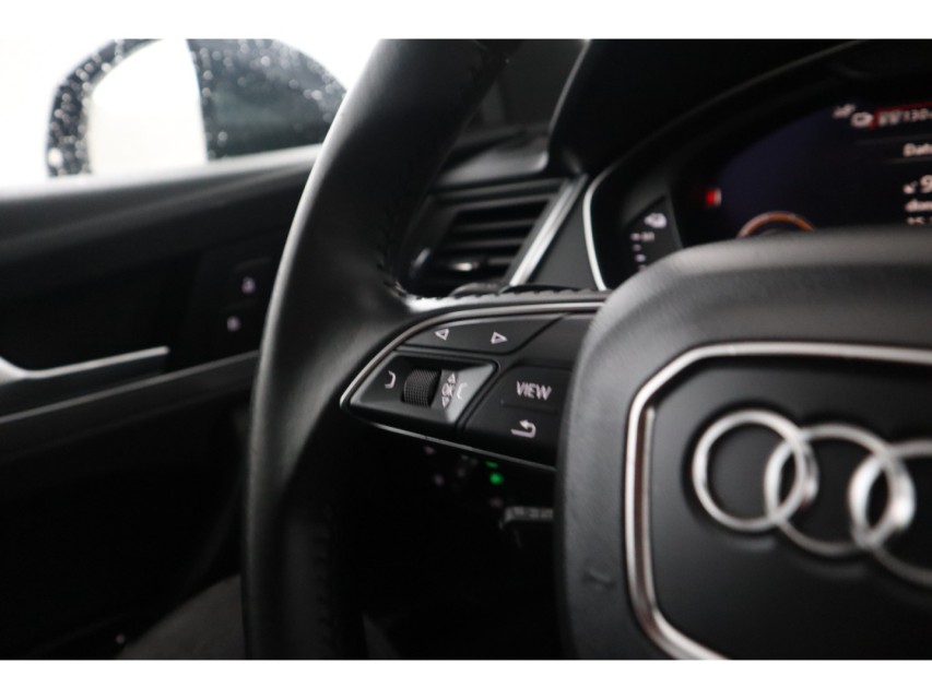 
Audi Q5 50 TFSI e quattro S edition vol									