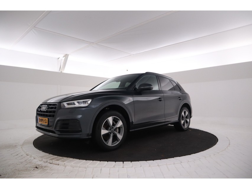 
Audi Q5 50 TFSI e quattro S edition vol									