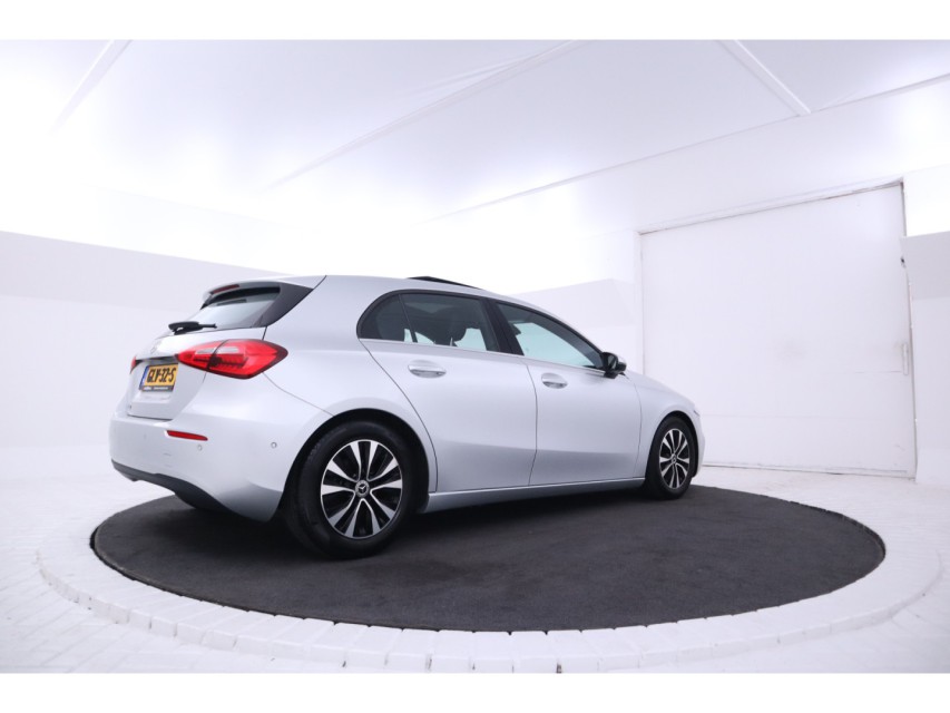 
								Mercedes-Benz A-Klasse 160 Business Solution vol									