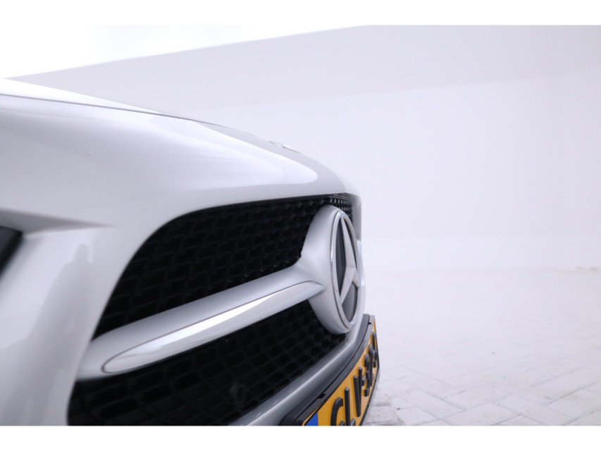 
								Mercedes-Benz A-Klasse 160 Business Solution vol									