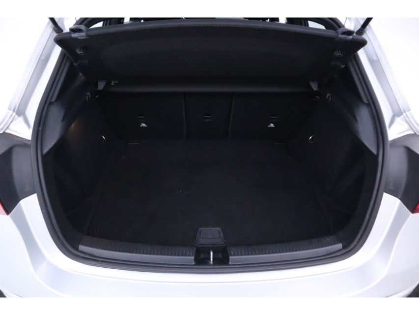 
								Mercedes-Benz A-Klasse 160 Business Solution vol									