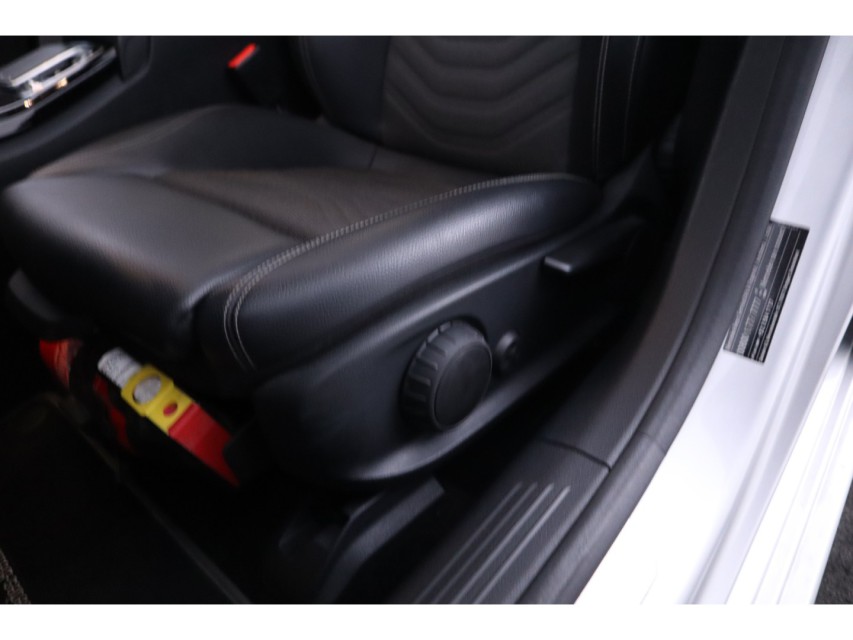 
								Mercedes-Benz A-Klasse 160 Business Solution vol									