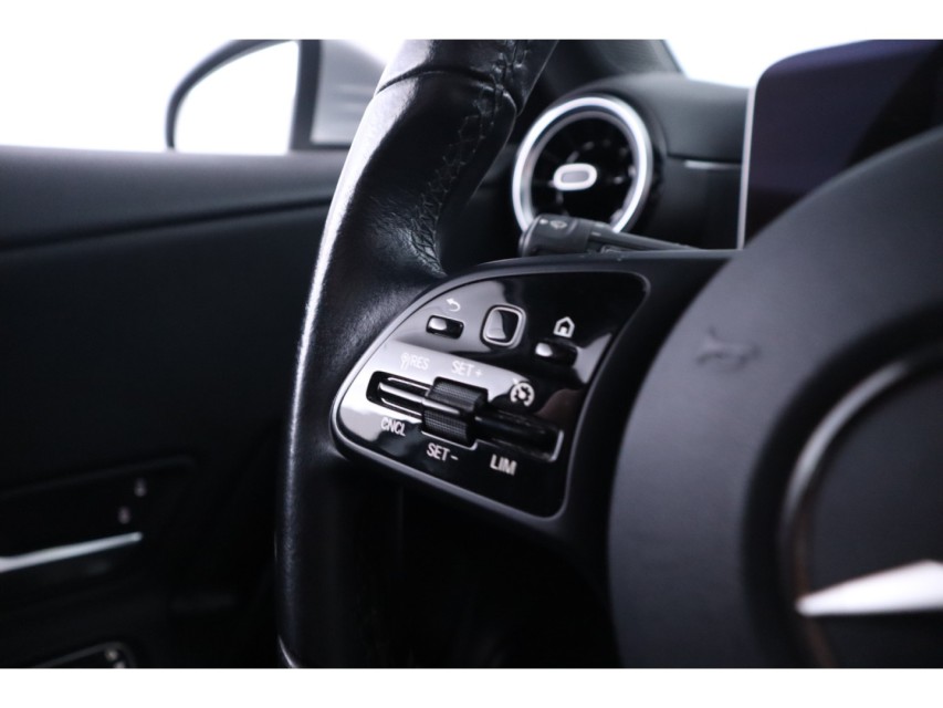 
								Mercedes-Benz A-Klasse 160 Business Solution vol									