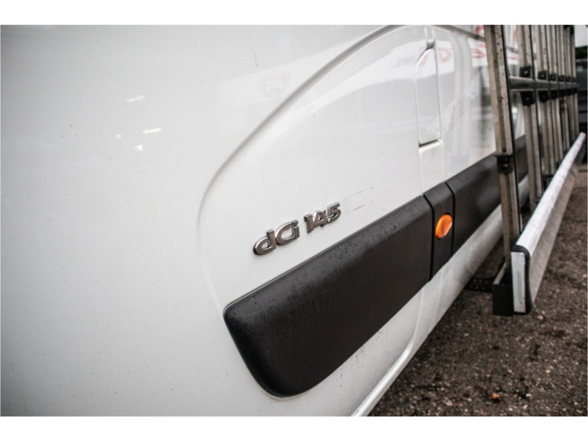 
Renault Master T35 2.3 dCi 150 L3H2 Energy vol									