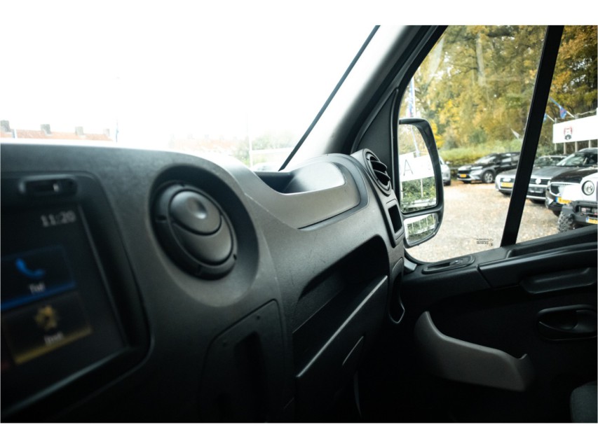 
Renault Master T35 2.3 dCi 150 L3H2 Energy vol									