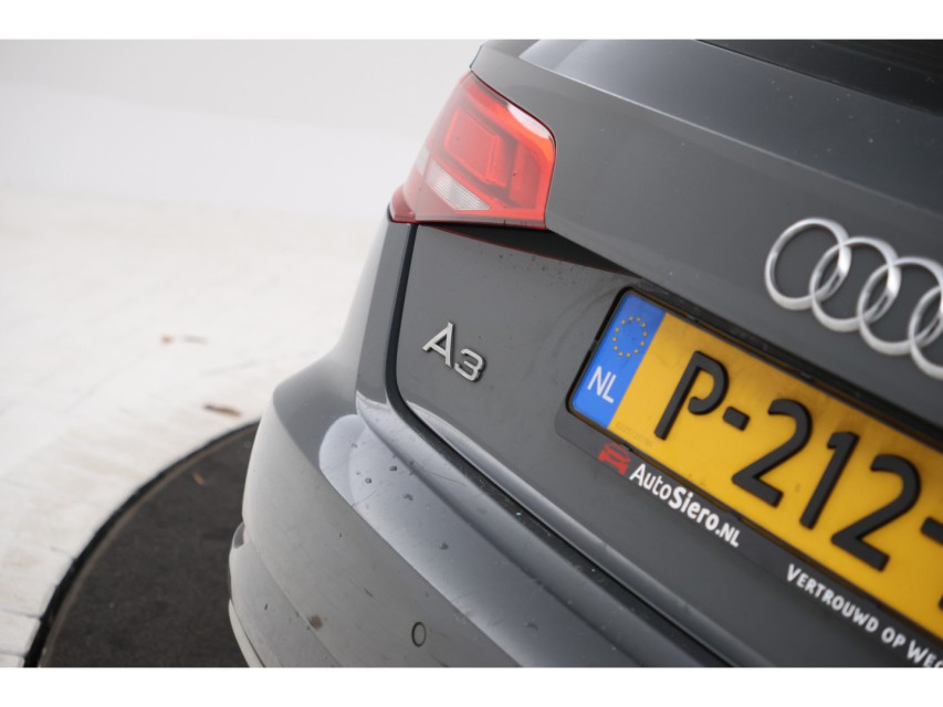 
								Audi A3 Sportback 1.0 TFSI Design Pro Line Plus vol									