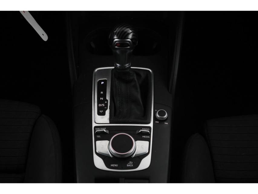 
								Audi A3 Sportback 1.0 TFSI Design Pro Line Plus vol									